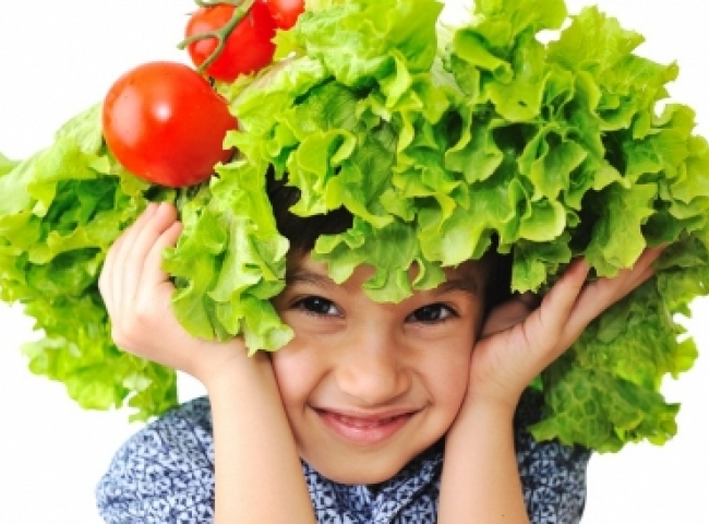20 ways to teach your child to eat healthy